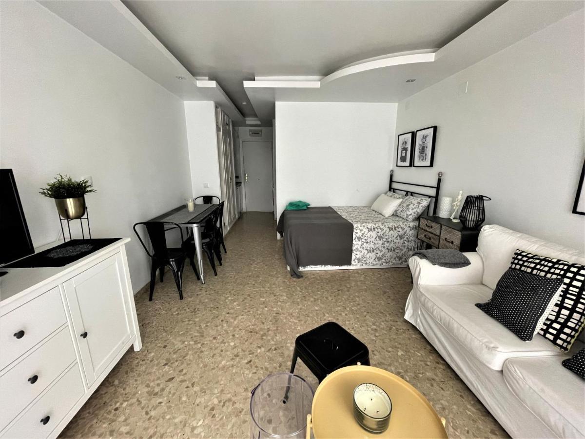 Ver620 - Terraza Con Vistas Al Mar, Reformado, Wifi, Fire Stick Amazon, Centro A 5 Min, Playa A 15 Min, توريمولينوس المظهر الخارجي الصورة